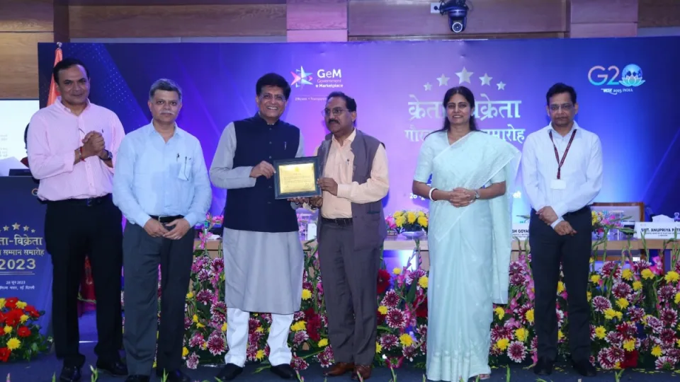 REC conferred with Golden Award by GeM in ‘highest value single bid procurements in FY22-23′