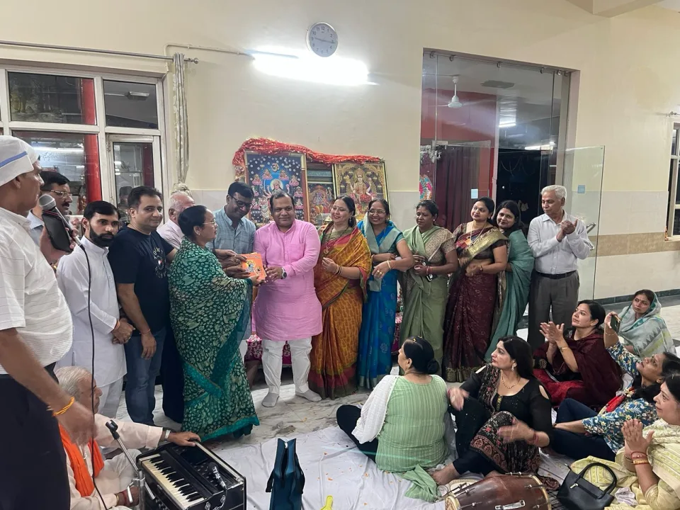 भगवत गीता के अनुसार कौन हैं भगवान श्री कृष्ण के प्रिय भक्त, जानें गीता के श्लोक- परम् पूज्य महामंडलेश्वर गीता मनीषी स्वामी श्री ज्ञानानंद जी महाराज