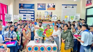 हर परिवार को प्रकृति के संरक्षण के लिए मिलकर पेड़-पौधे लगाने चाहिए। हमें अपने आसपास या किसी खुले स्थान पर पौधारोपण करके उनका संरक्षण भी करना चाहिए। अगर हम पेड़-पौधों का संरक्षण करें तो प्रकृति का संरक्षण होगा।