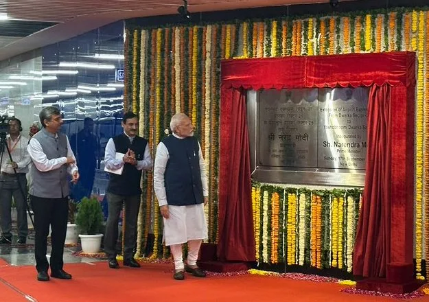 Prime Minister Shri. Narendra Modi inaugurates Delhi Metro Express Line extension to Dwarka Sec 25 connecting Yashobhoomi Convention centre to IGI Airport.