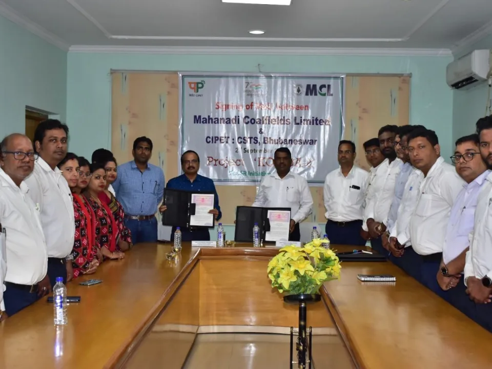 Mahanadi Coalfields Limited signed two MoU with CIPET