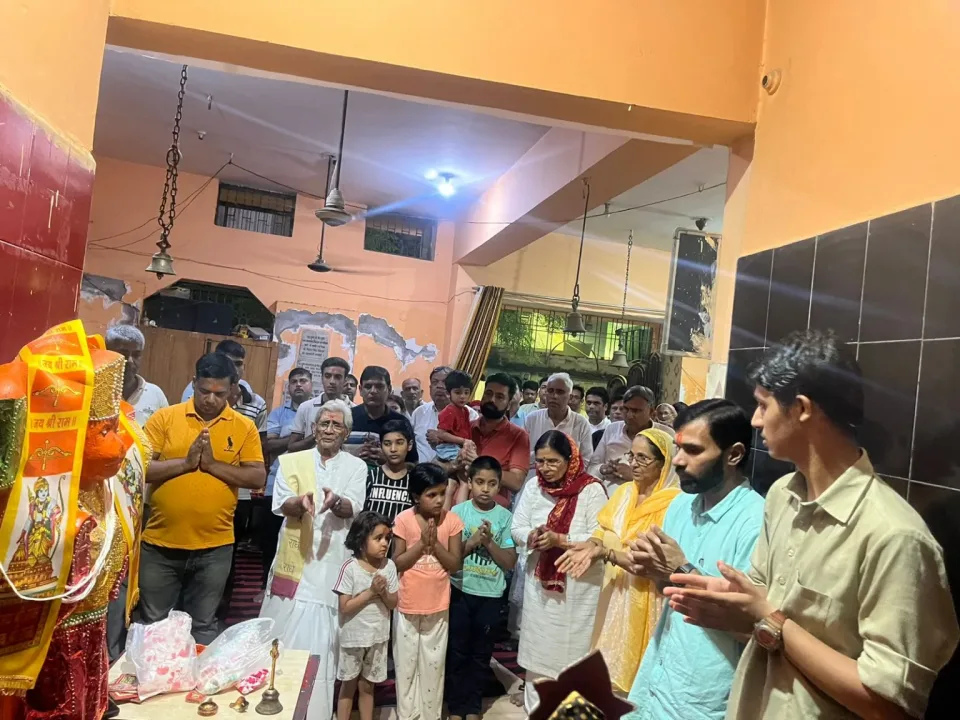 श्रीराम सोसाइटी लक्ष्मण विहार स्थित श्री शक्ति मंदिर प्रांगण में बीसवें मंगलवार हुआ सामूहिक हनुमान चालीसा पाठ- समाजसेवी पंकज पाठक