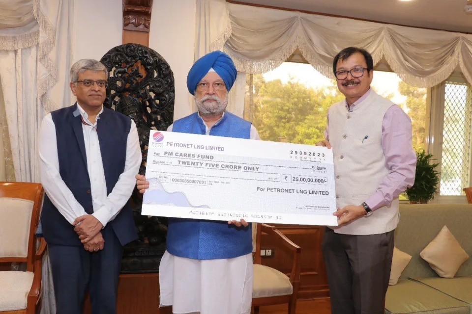 Petronet LNG Limited has provided CSR help of Rs 25 Crore towards PMCARES Fund