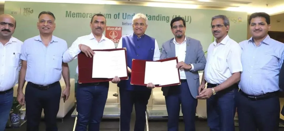 SJVN has signed MoU with ONGC for joint development of renewable energy projects