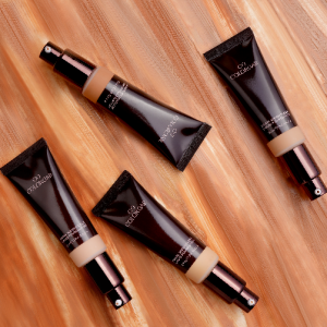 Colorbar’s 24Hrs Weightless Liquid Foundation
