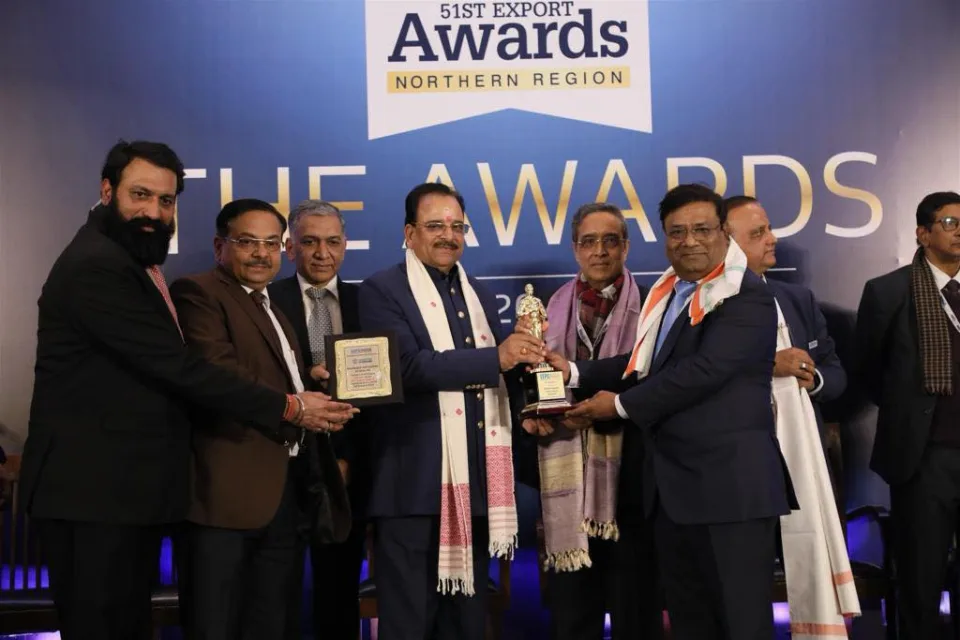 POWERGRID has received Star Performer award in Project Exports at the EEPC India NR Awards for Export Excellence