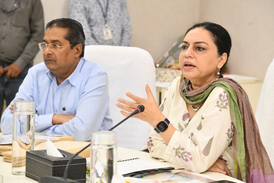 कोयला मंत्रालय अपर सचिव श्रीमती रुपिंदर बरार ने  WCL के कार्य-निष्पादन की समीक्षा की।