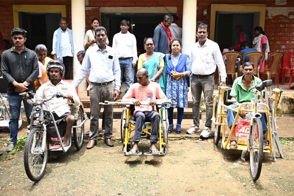 SAIL, Rourkela Steel Plant in association with ALIMCO distributes assistive devices to more than 100 Divyangjans and Senior Citizens in Nuagaon Block 