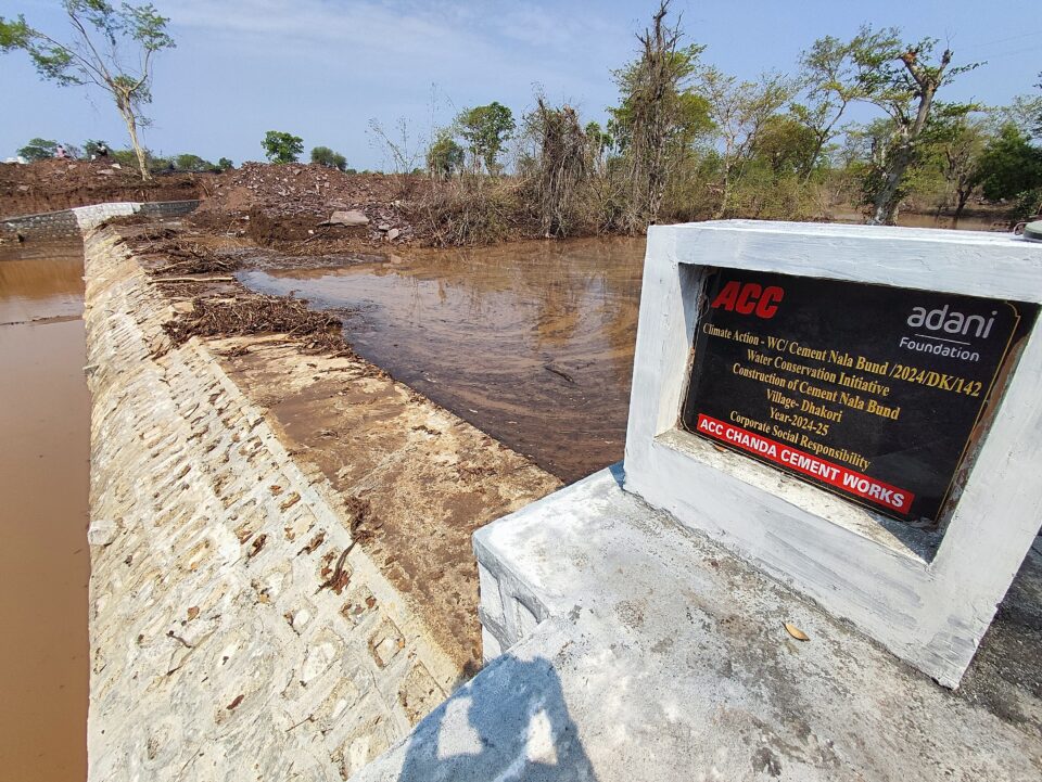 Adani Foundation at ACC Chanda site boosts agricultural sustainability in Dhakori with Cement Nala Bund