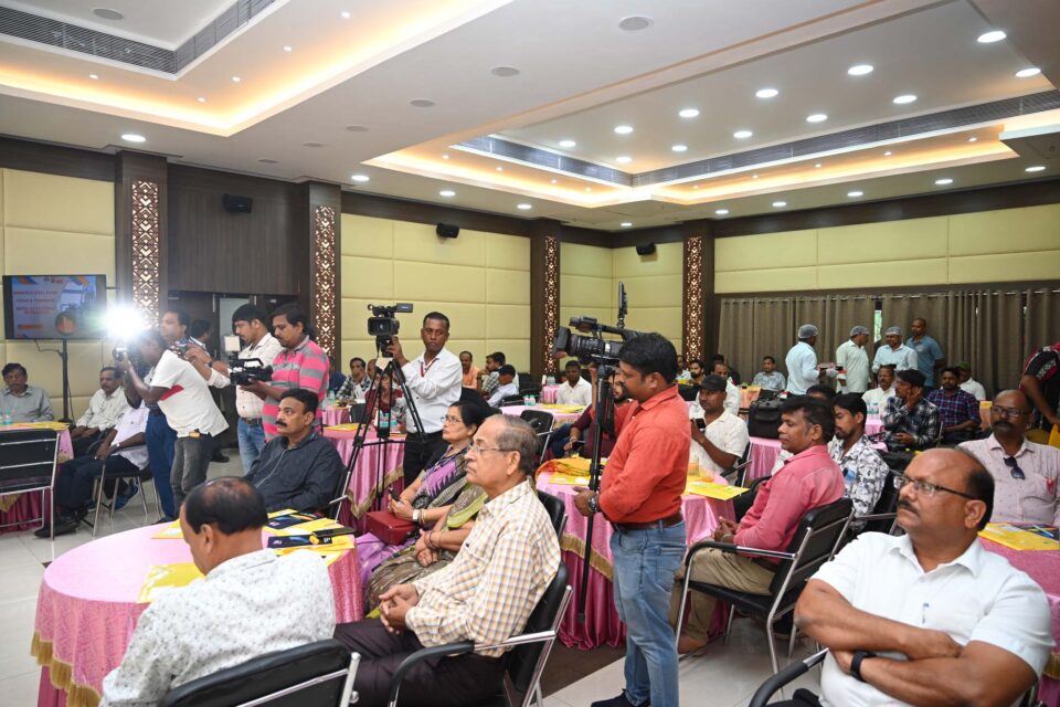 “We are immensely grateful to the Hon’ble Chief Minister of Odisha for assuring support for forthcoming expansion of Rourkela Steel Plant,” says Mr. Atanu Bhowmick, Director In-Charge