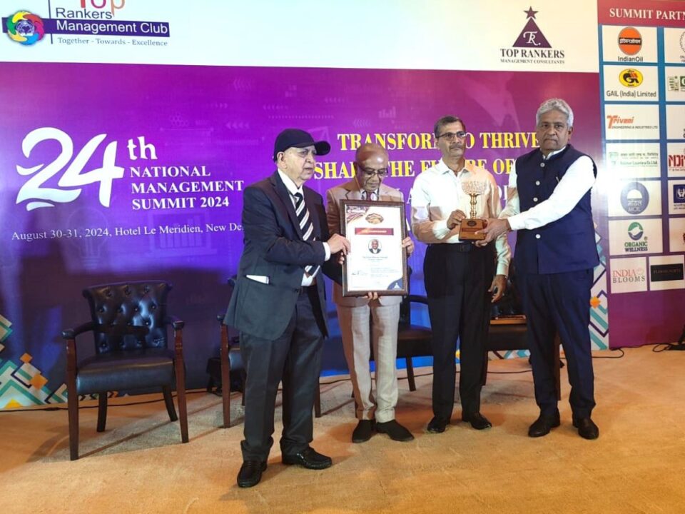 SJVN Director (Finance) honoured with CFO Leadership Award 2024