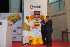 Hon’ble Governor of Maharashtra Shri C P Radhakrishnan inaugurates the iconic statue of NSE Bull and launches a Coffee Table Book at NSE Headquarters