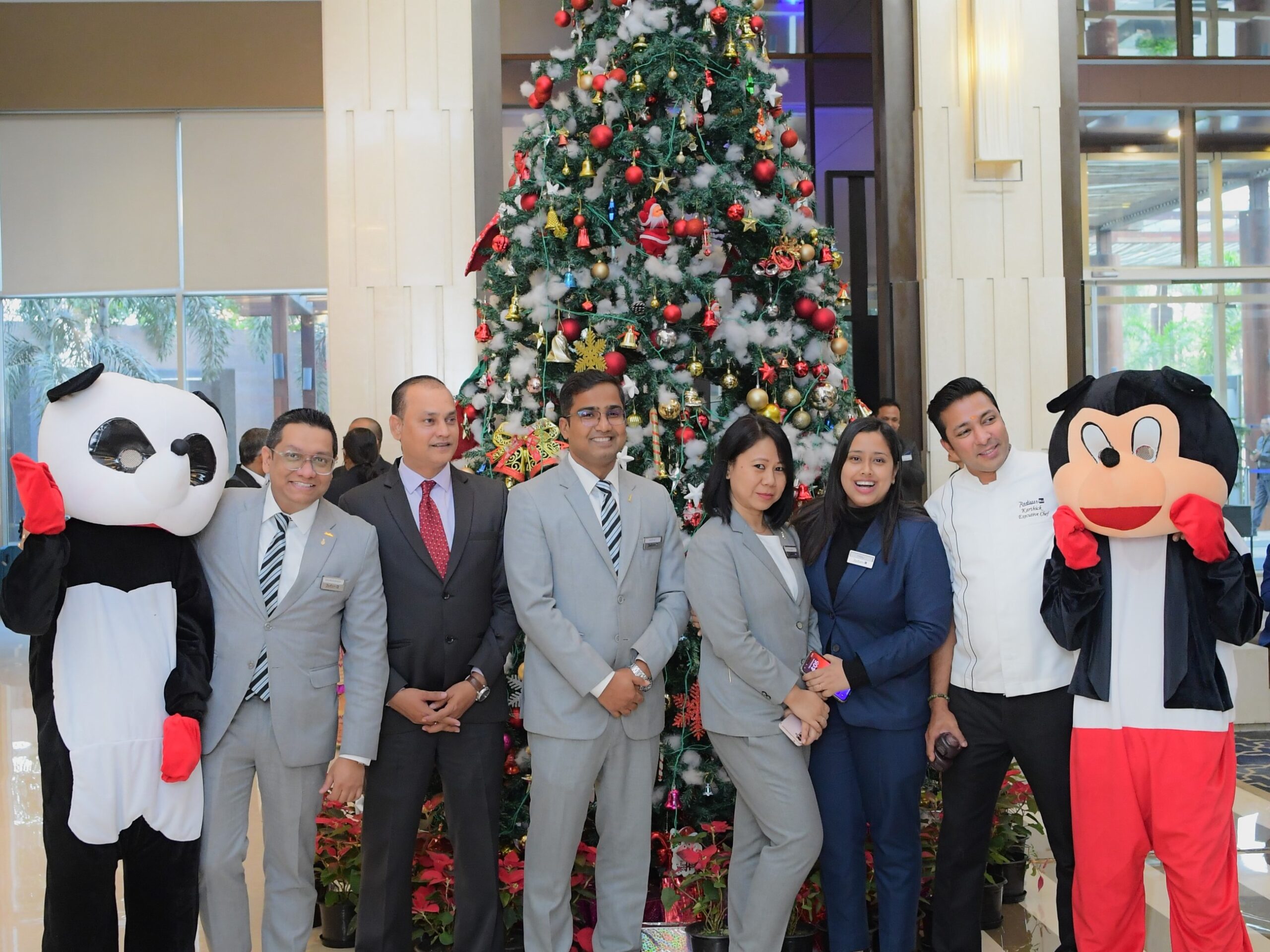Radisson Blu Guwahati holds Christmas tree lighting ceremony