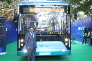 SWITCH EiV12 and E1 low floor electric city buses