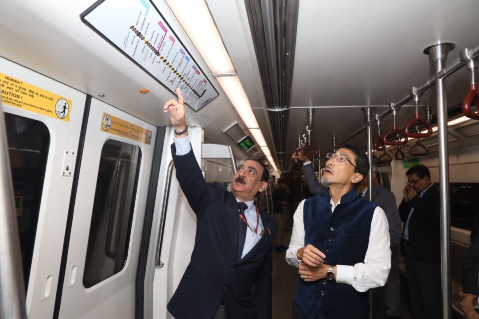 AMBASSADOR OF JAPAN TO INDIA VISITS DELHI METRO