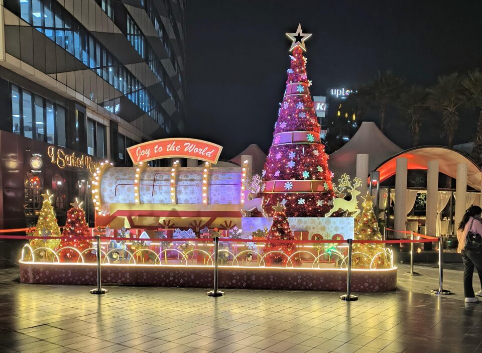 Noida’s Uptown Mall Becomes Ultimate Christmas Destination