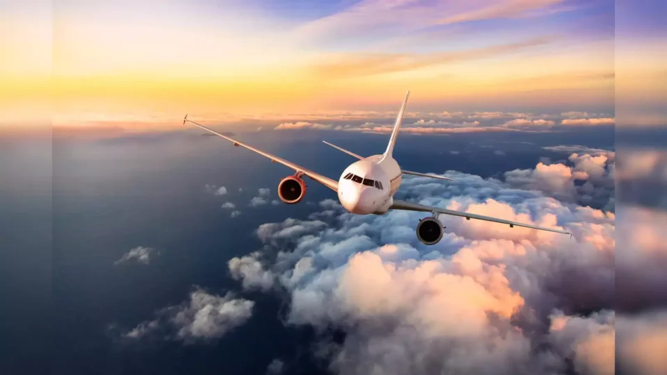 Domestic air traffic grows to 16.13 cr in 2024