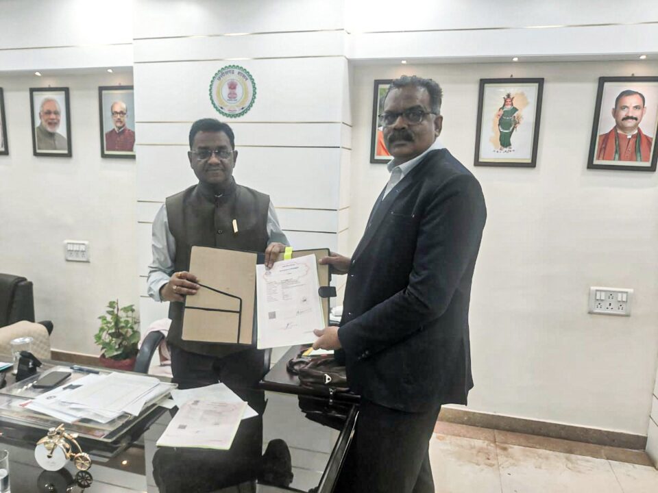 REC Commits ₹2.01 Cr Under CSR to Support Procurement of Health Equipments in Raipur