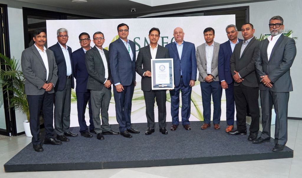 SMFG India Credit Sets Guinness World Record for Largest Cattle Welfare Lesson