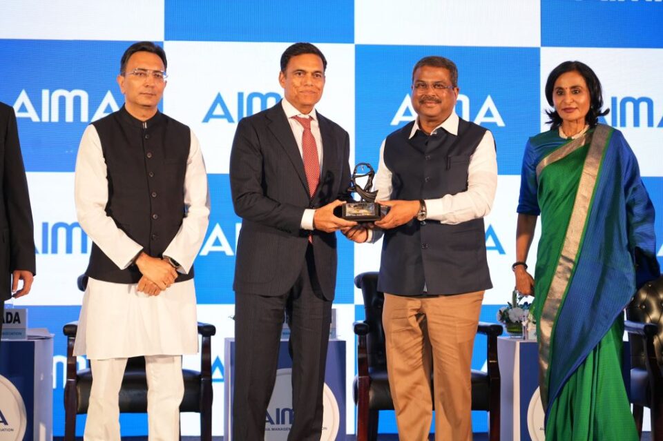 JSW GROUP CHAIRMAN SAJJAN JINDAL RECEIVES 'BUSINESS LEADER OF THE DECADE' AWARD