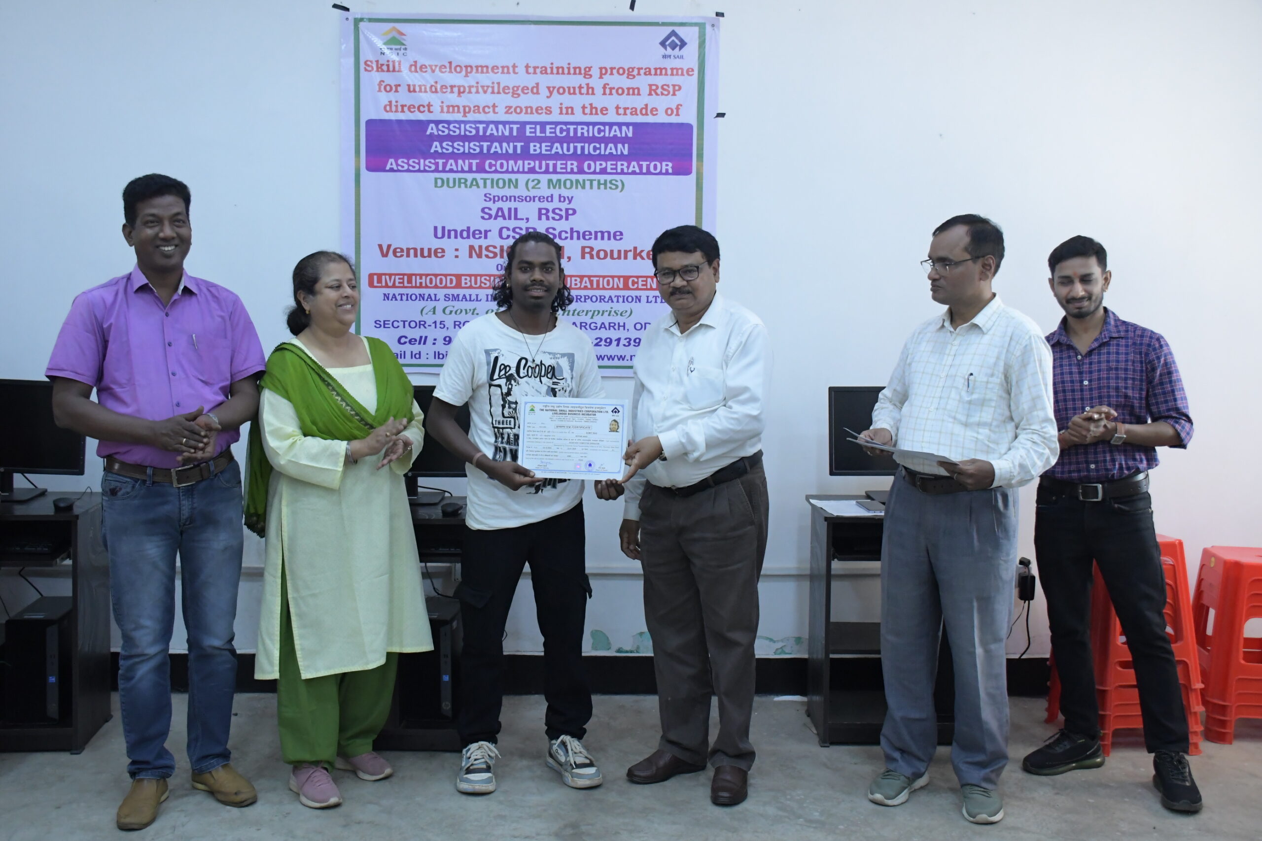 SAIL RSP sponsors 32 youngsters for livelihood enhancement training at NSIC