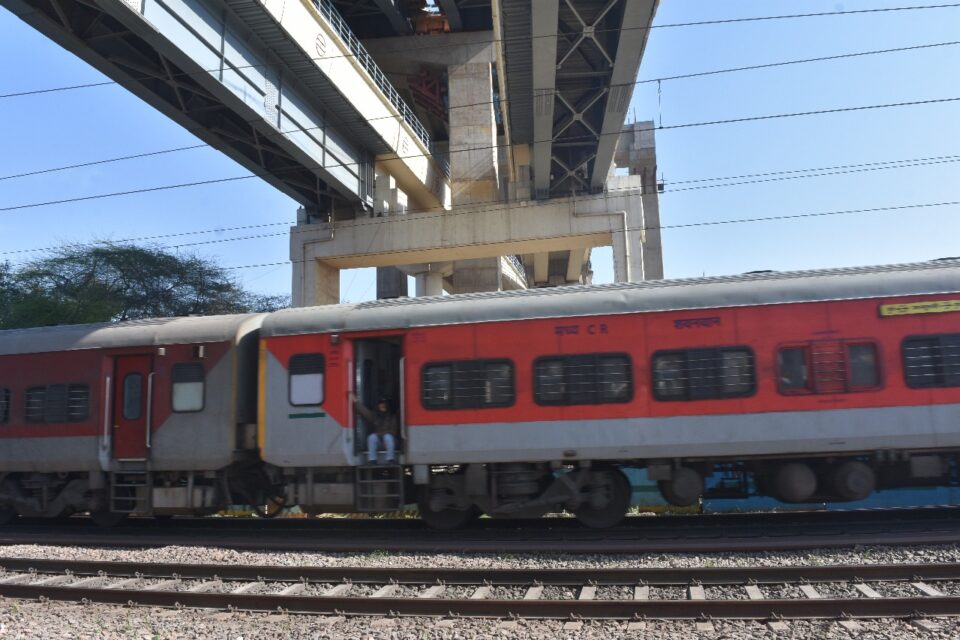 DELHI METRO REACHES HIGHEST EVER POINT NEAR HAIDERPUR BADLI MOR