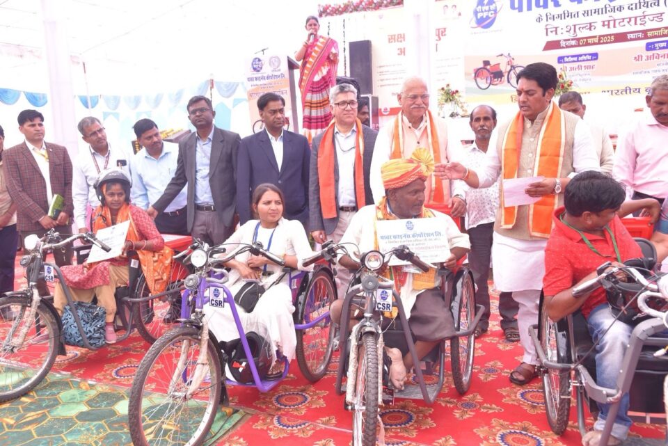 PFC distributed 200 motorised tricycles to PwDs (Divyangjans) in Jaipur on 7th March 2025. 