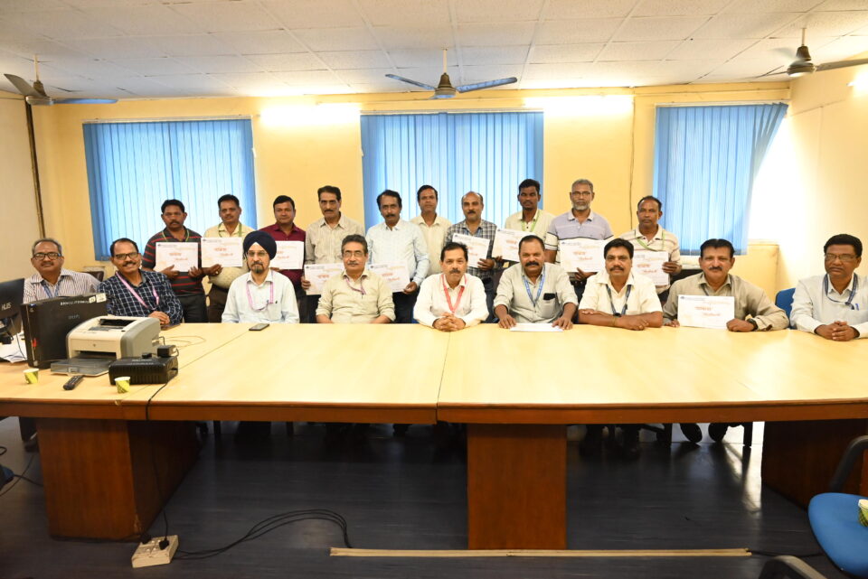 ‘Shabash award’ presented to Works area personnel of SAIL RSP