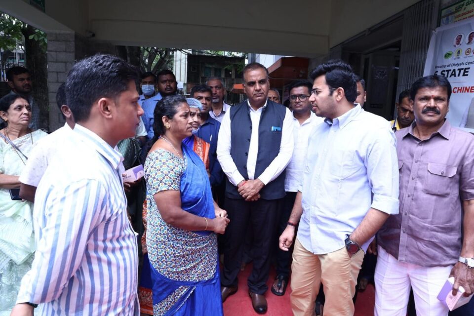 GAIL Gas Dedicates Dialysis Machines to BBMP Hospital Under CSR Initiative