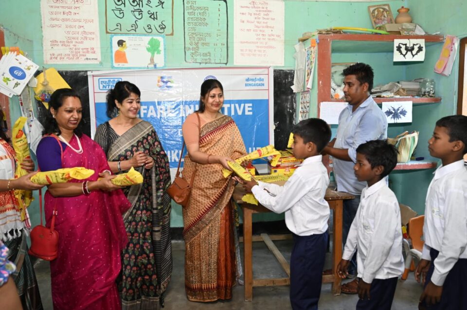 Spreading Smiles: Bardwi Shikla Ladies Club Supports Rural Students with Monsoon Essentials