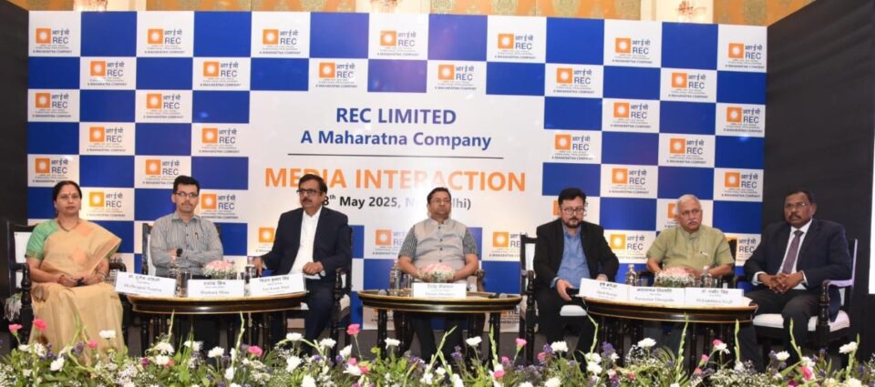 REC Profit at ₹15713 crore for FY25