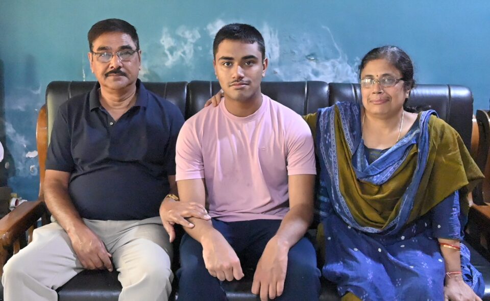 Son of RSP Executive shines in JEE Advanced Examination