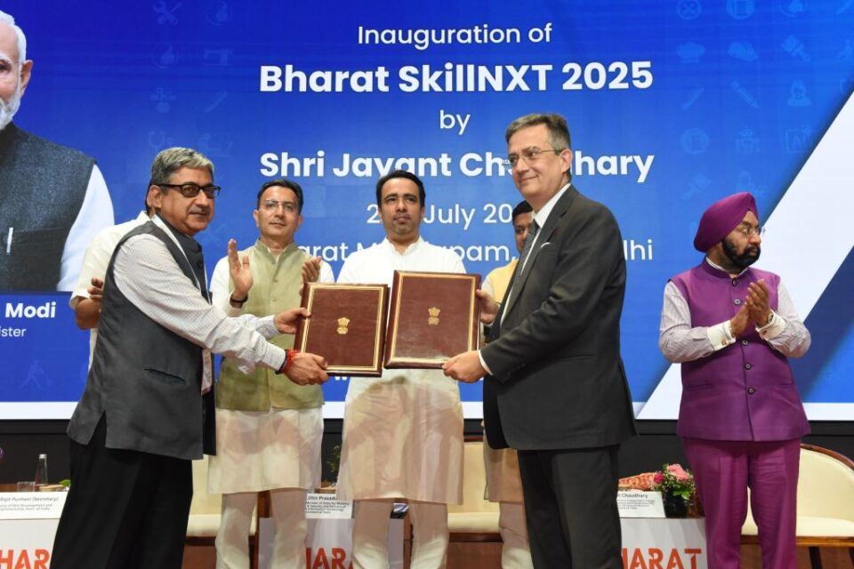India and France Sign Landmark MoU to Deepen Cooperation in Skill Development and Vocational Training