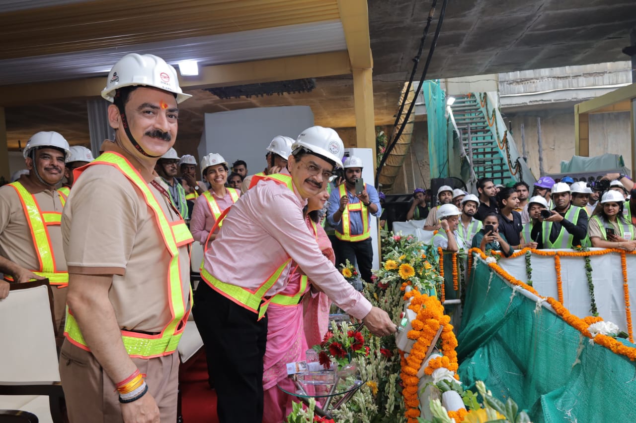 DMRC COMPLETES ONE MORE TUNNELLING MILESTONE ON PHASE 4'S GOLDEN LINE