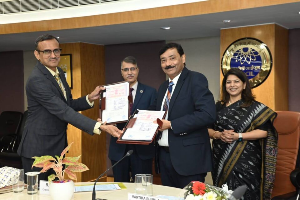 EIL and NPCIL Sign MoU