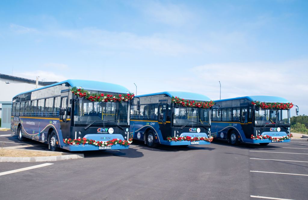 SWITCH Mobility Exports first batch of 10 - E-Buses to Mauritius as a special gift