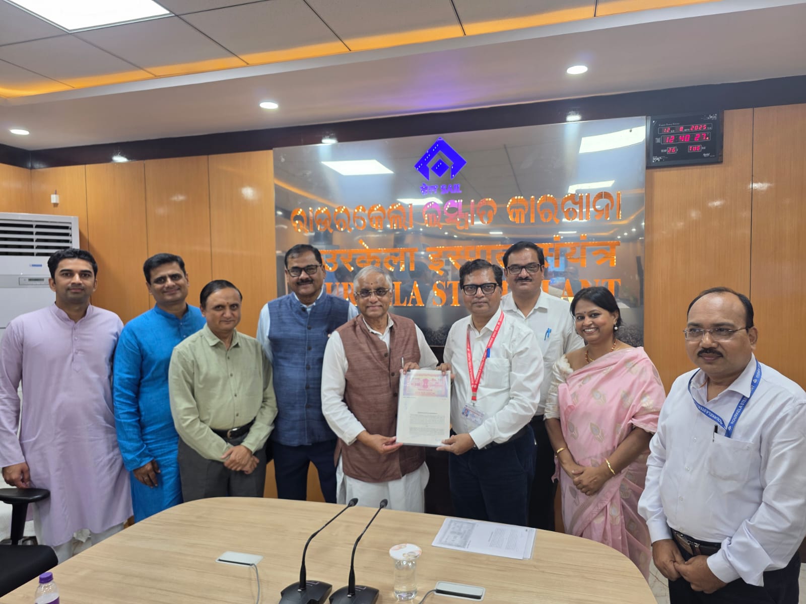 SAIL RSP executes MoA with Sri Sri Ravi Shankar Vidya Mandir Trust