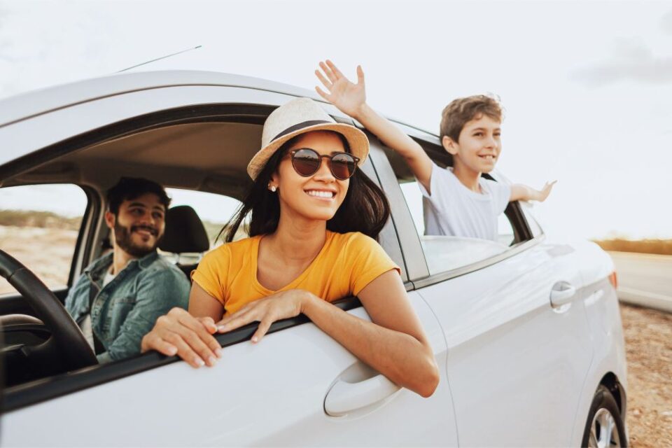 AIR INDIA EXTENDS PREMIUM TRAVEL EXPERIENCE FOR TRAVELLERS WITH AVIS INDIA