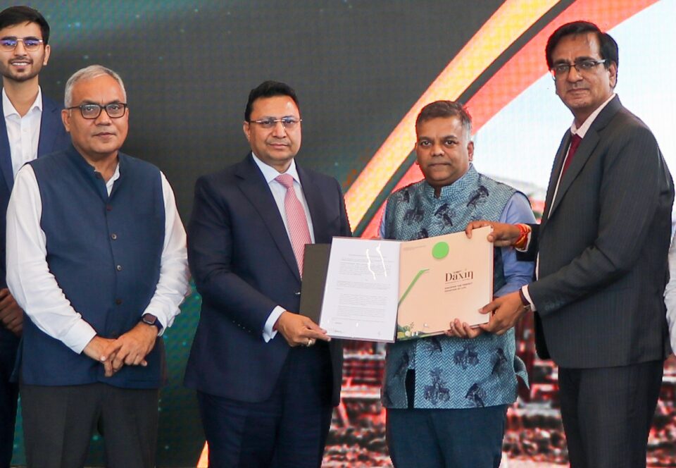 Signature Global joins hands with WRI India to pilot innovative dust mitigation measures at construction sites