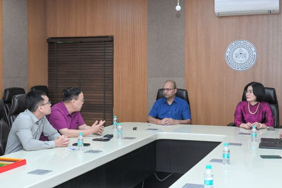 IIT Kanpur and Vietnam National University Sign MoU
