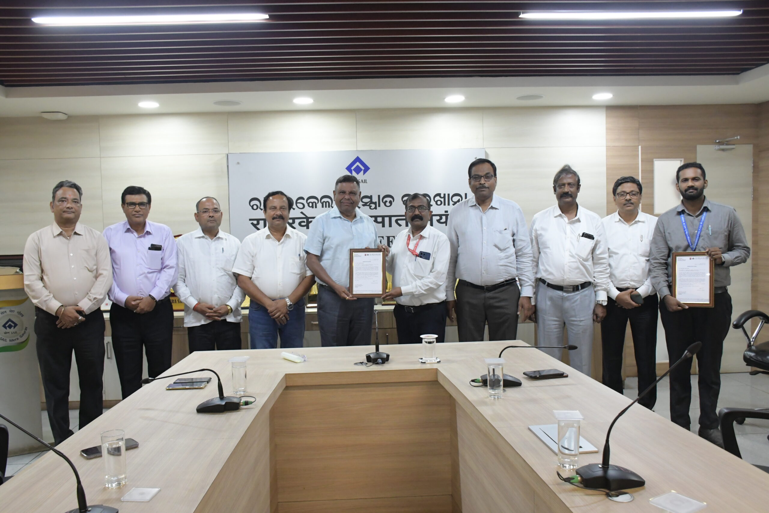 One-day Chairman award winners felicitated at SAIL Rourkela Steel Plant