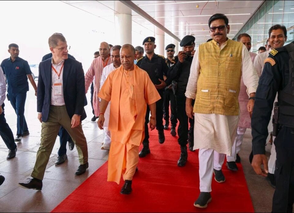 CM Yogi Adityanath Reviews Progress of Noida International Airport Project