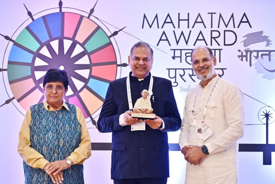 CMD GAIL, Shri Sandeep Kumar Gupta, has been conferred with the Mahatma Award 2025