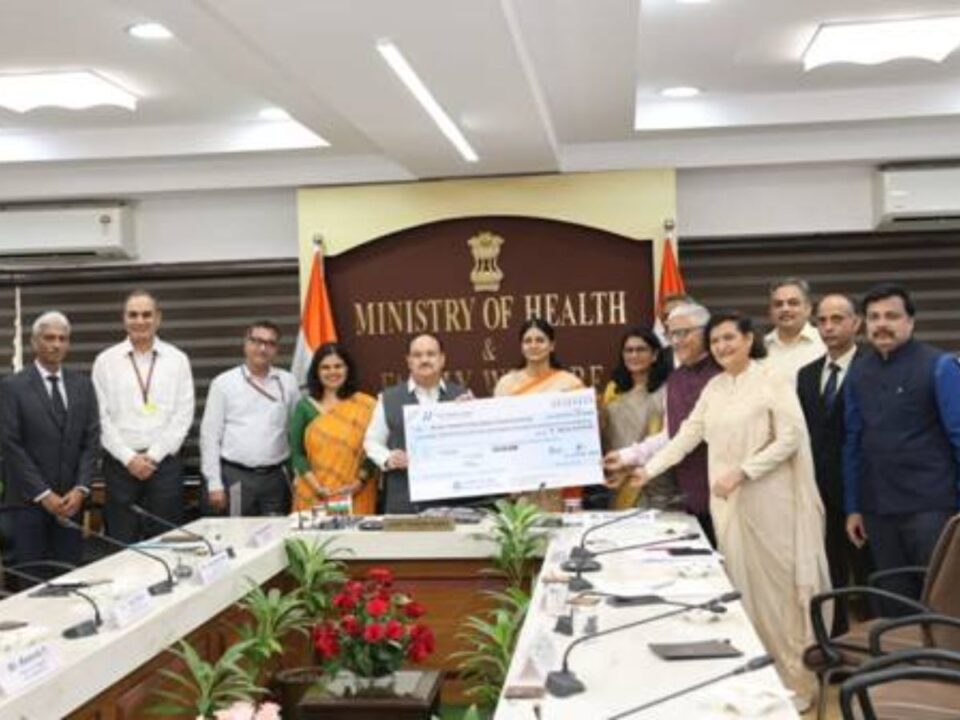 HLL pays Rs. 69.5 crores as dividend to Govt of India for FY 2024-25