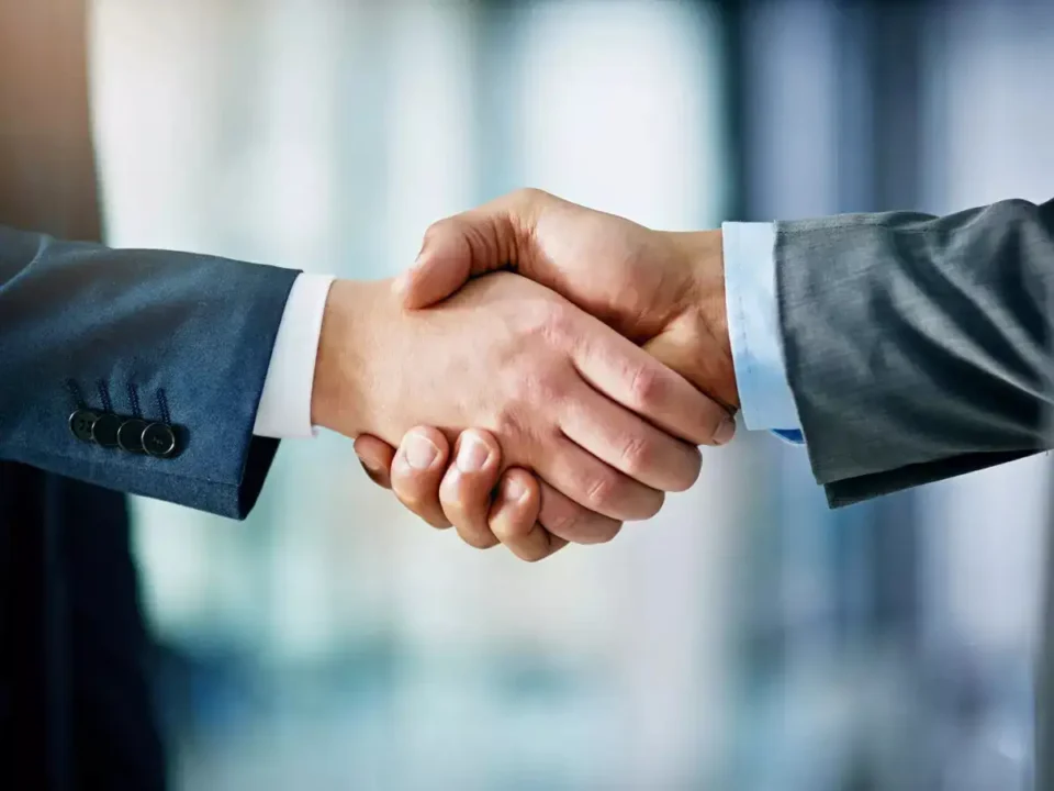 IIHL Mauritius promoter of IndusInd Bank acquires 100% equity in Sterling Bank Bahamas 