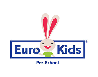 EuroKids Celebrates Daan Utsav