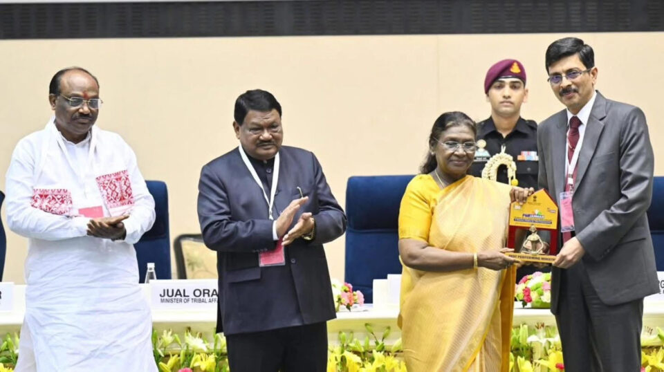 "Ministry of Power Shines with Excellence"