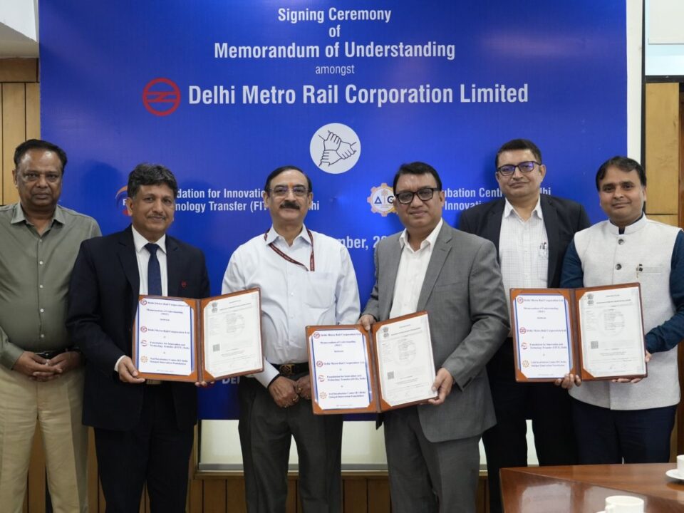 The DMRC signed a MoU with the Foundation for Innovation and Technology Transfer (FITT) IIT Delhi