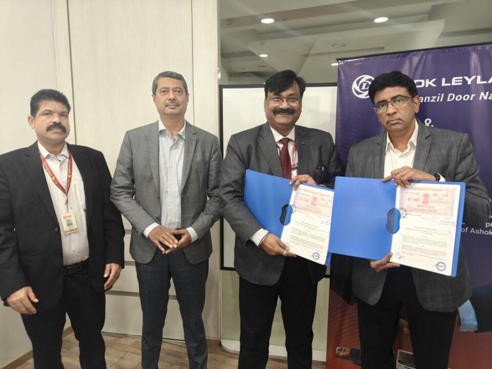 Ashok Leyland signs MoU with Punjab National Bank for Dealer Financing