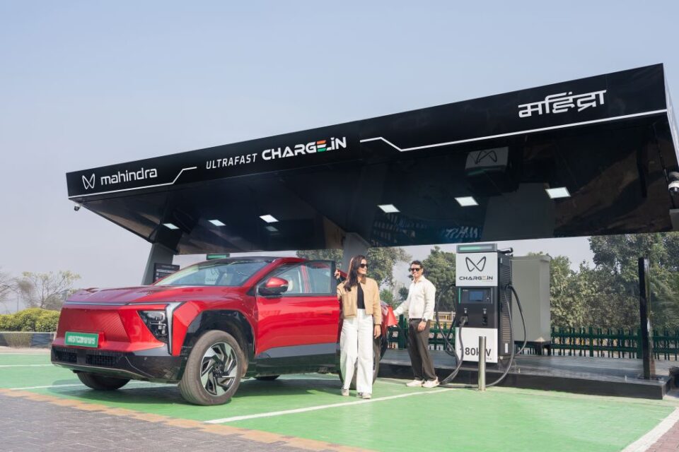 Mahindra Charge_IN inaugurates 180 kW ultra-fast charging network